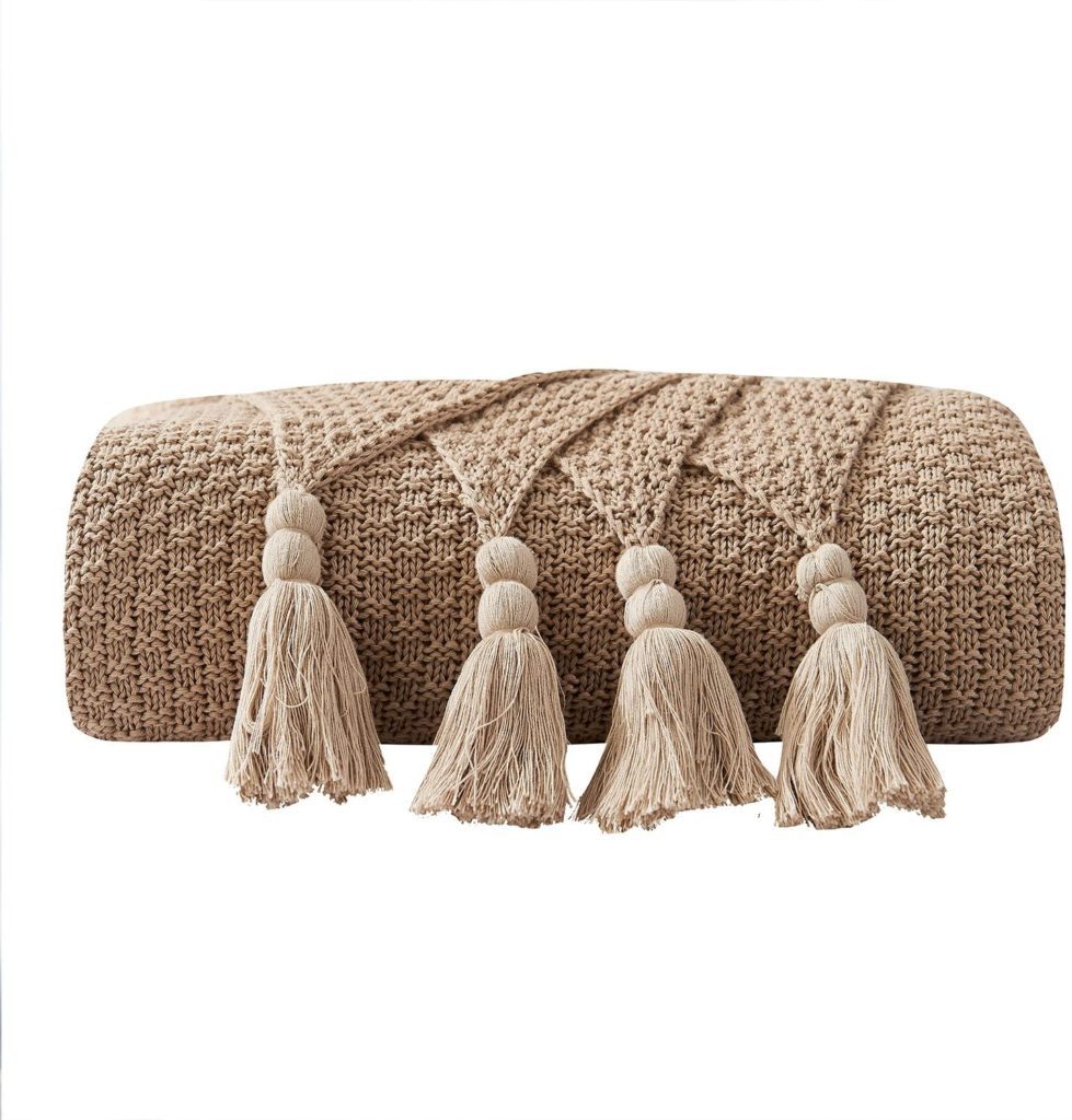 brown blanket with tassels