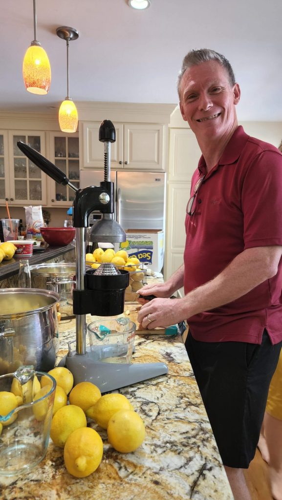 Man using a lemon press