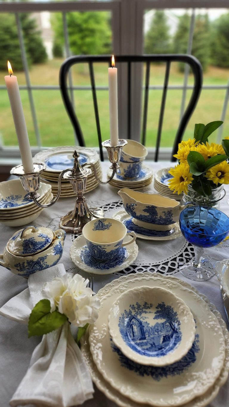 table with blue and white dishes