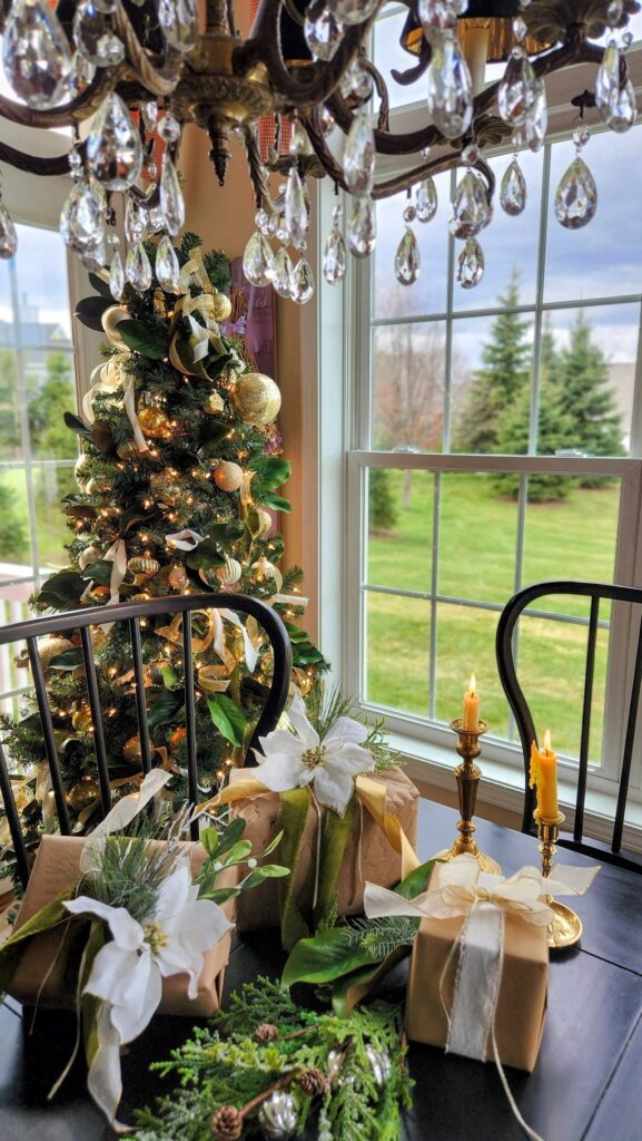 Christmas tree with gold and ivory decorations