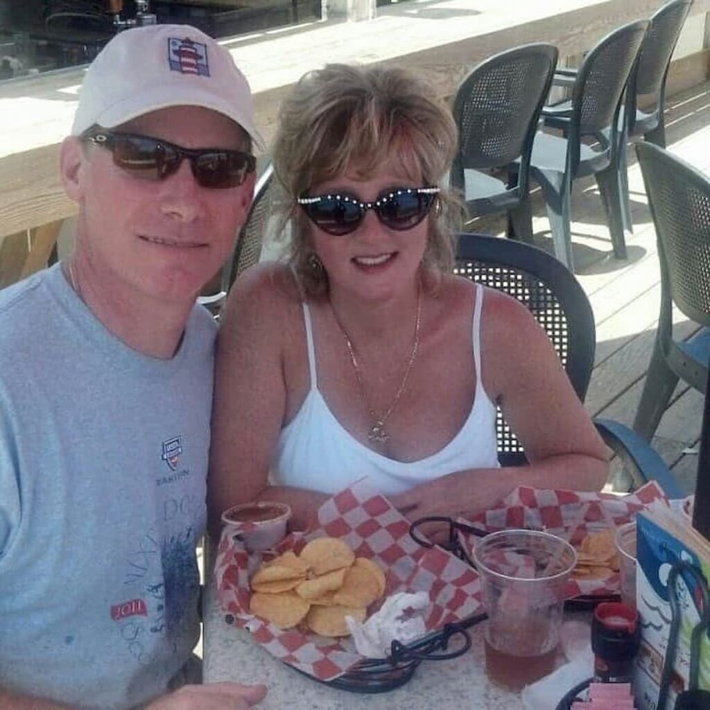 couple having fish tacos for lunch