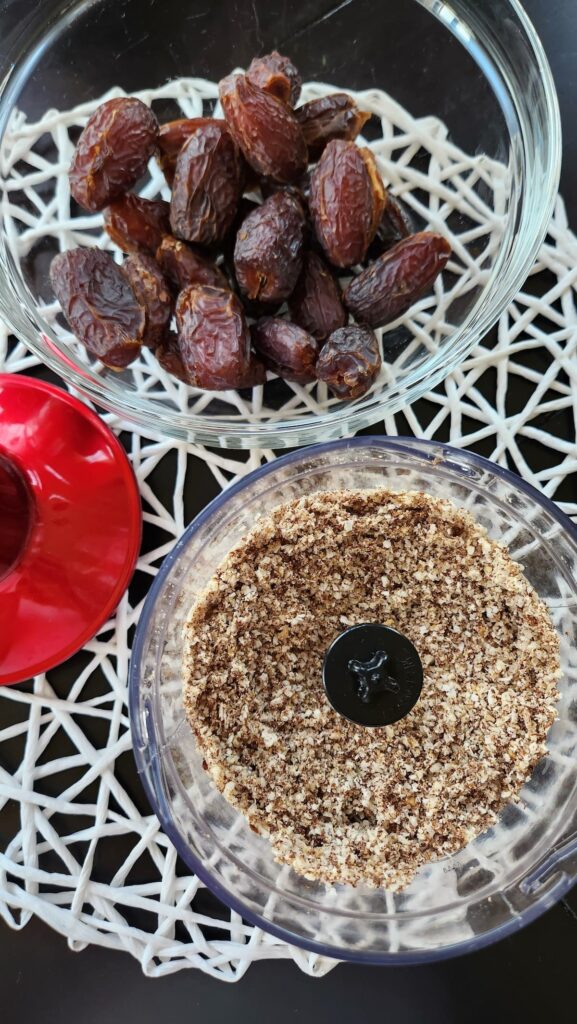 bowl of dates and ground up flax seeds for no bake flax seed bars