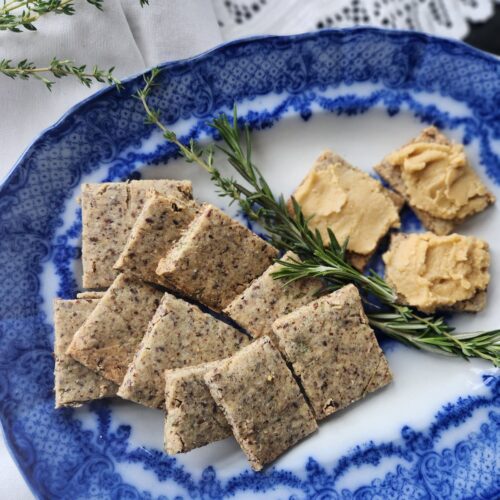 crispbread crackers on antique blue dish