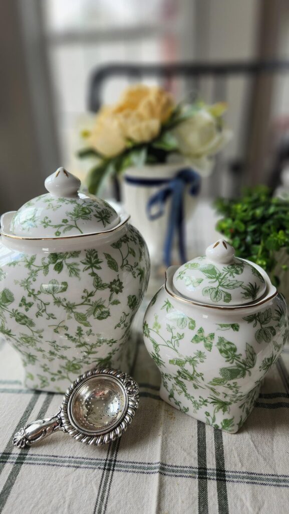 Does Herbal Tea Expire? How Long Is the Shelf Life