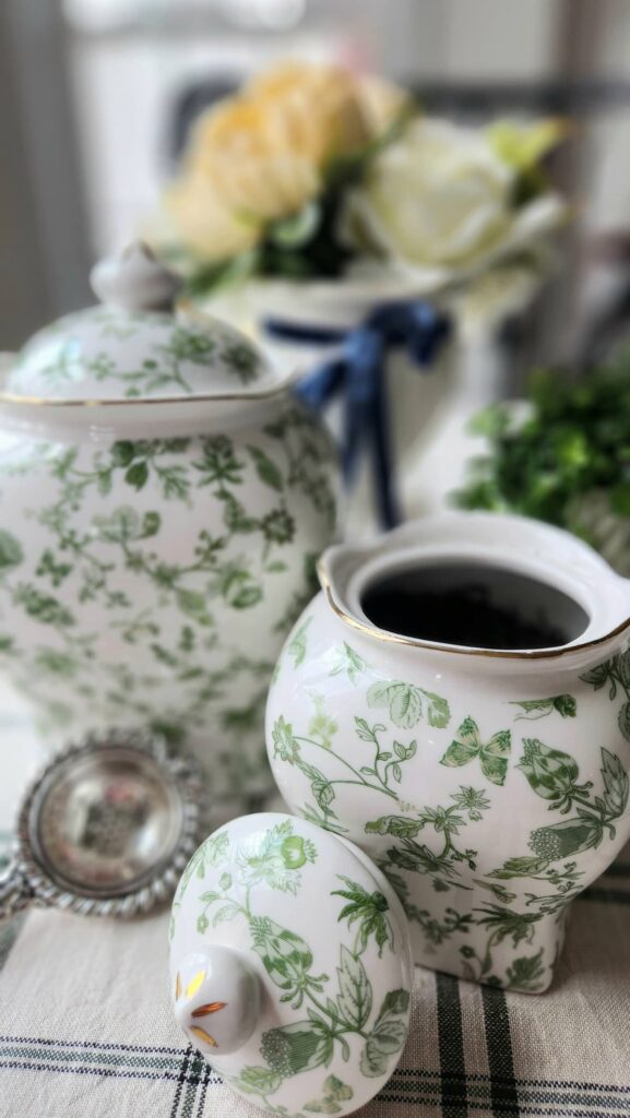 green chinoserie jars that store tea