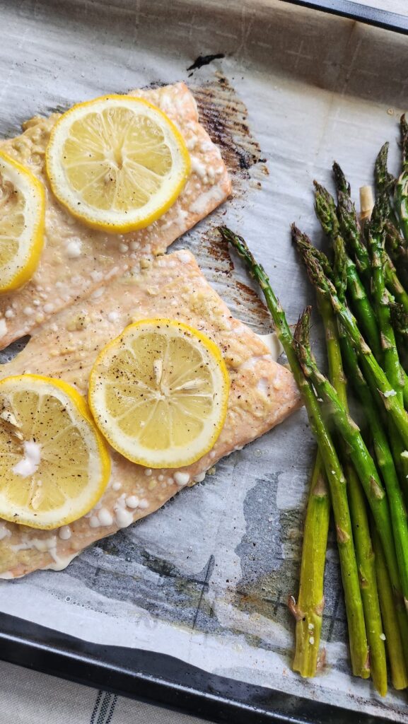 salmon fillets with lemon herb marinade