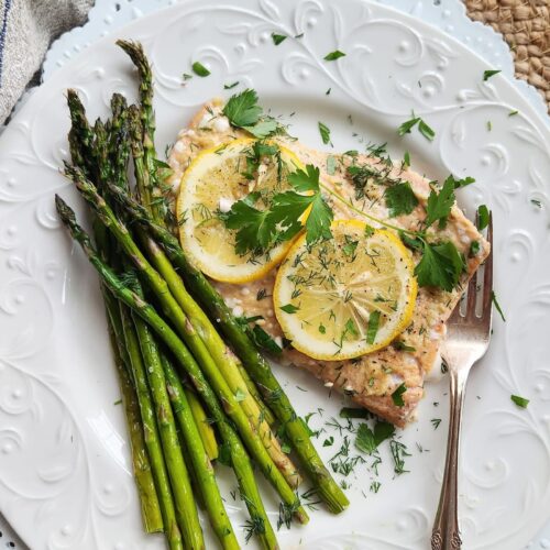 one-pan baked salmon with asparagus